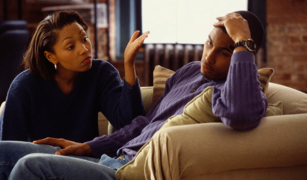 Signs You Are Dating An Emotionally Unavailable Man
