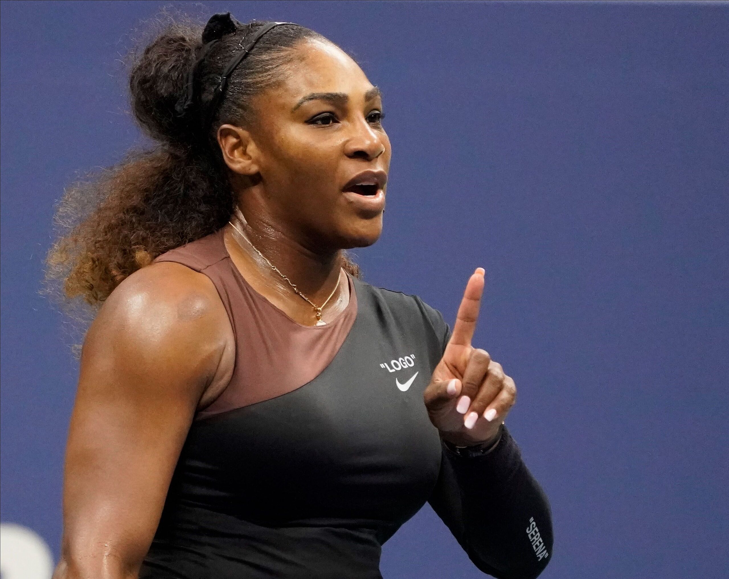 Serena Williams Tennis Return