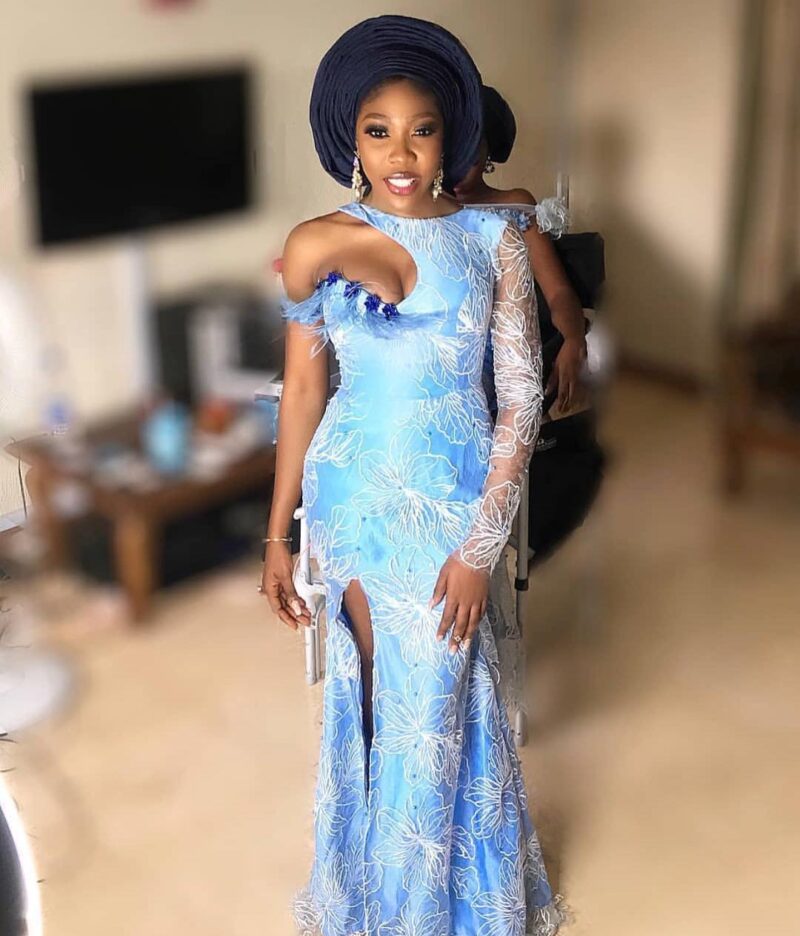 Fashion 2018 Latest Lace Gown Styles Aso Ebi Style 2018 Lace Aso New Aso  Ebi Styles 2018 Aso Ebi The