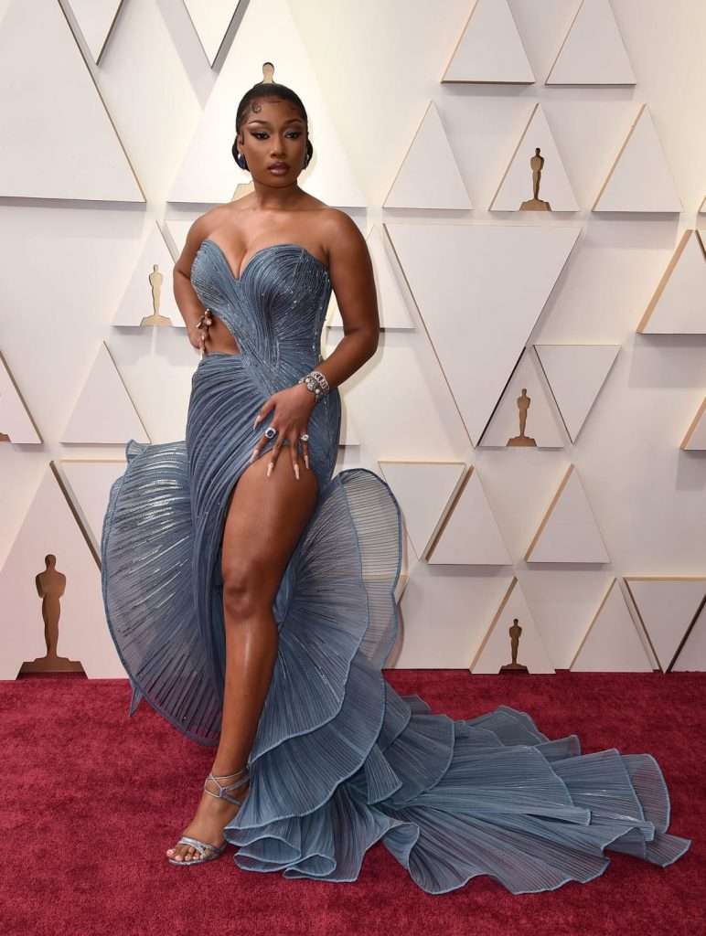 The 12 Best Glamorous Looks From The Oscars 2022 Red Carpet