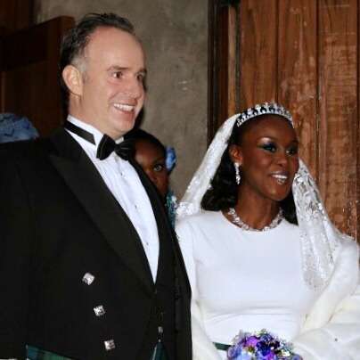 fumi desalu-vold and her husband on their wedding day