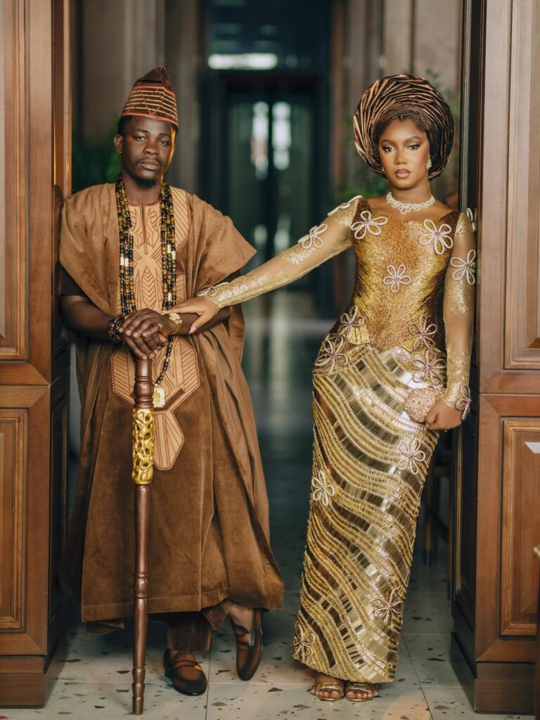 Simi Sanya Introduction