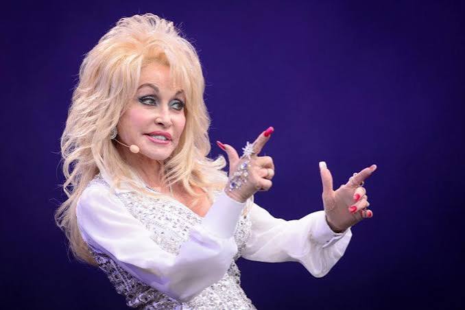 Dolly Parton Dies At 80